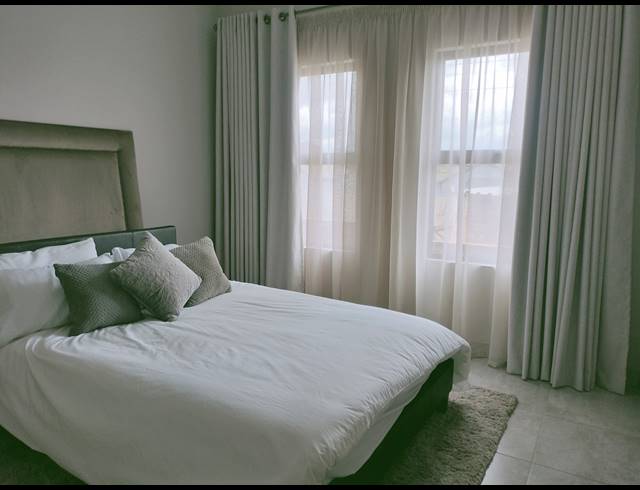 3 BEDROOM FREEHOLD FOR SALE IN DIE HEUWEL